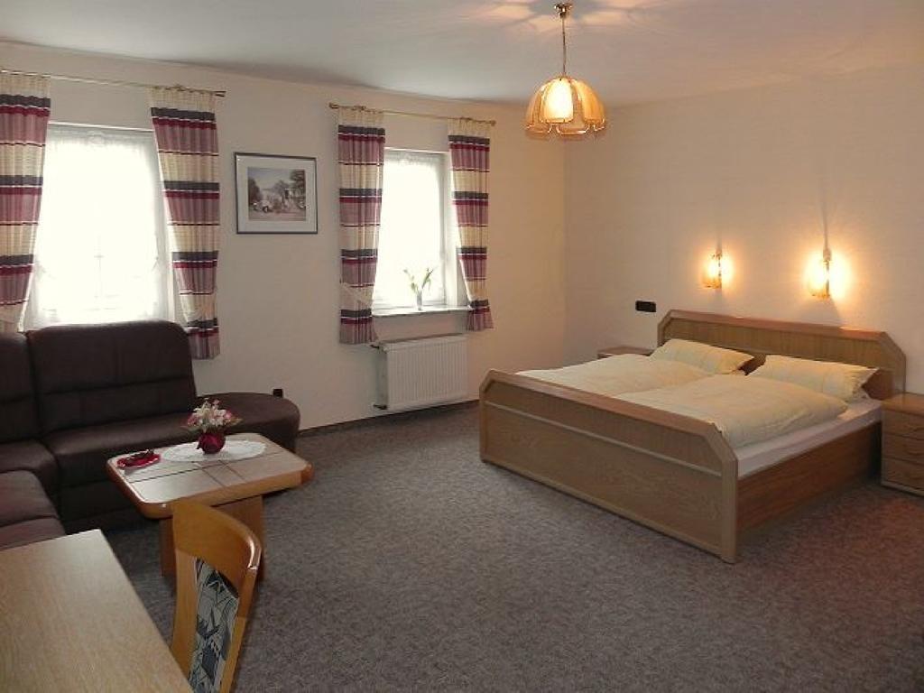 Gaestehaus Freimuth Mesenich Chambre photo