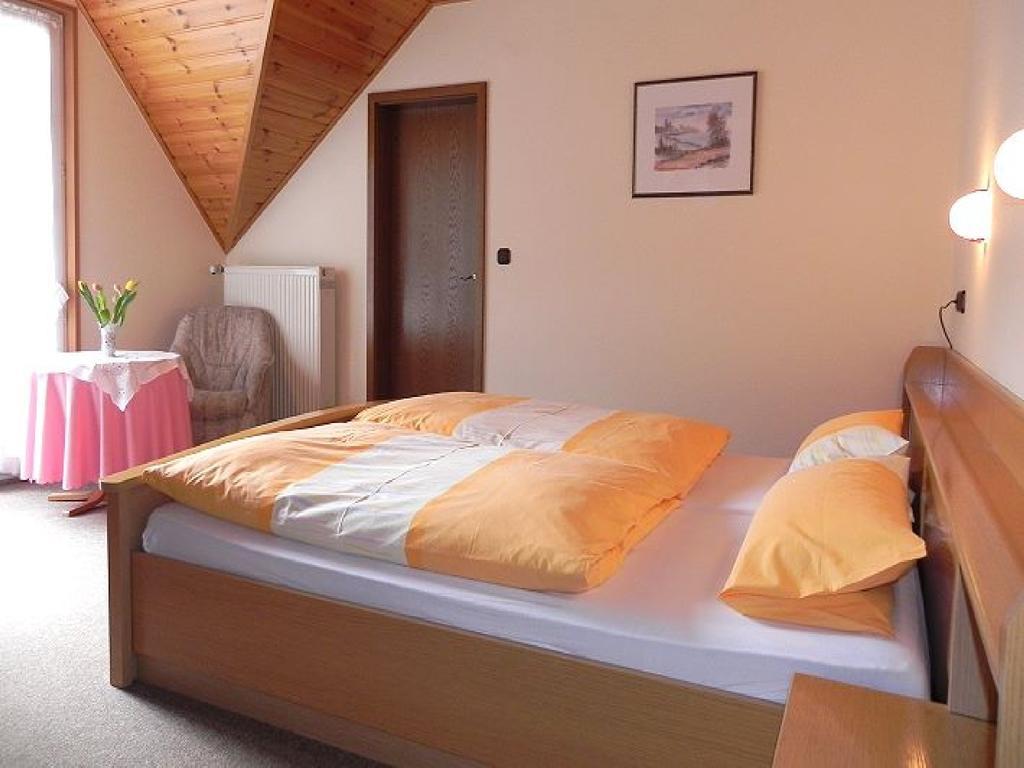 Gaestehaus Freimuth Mesenich Extérieur photo